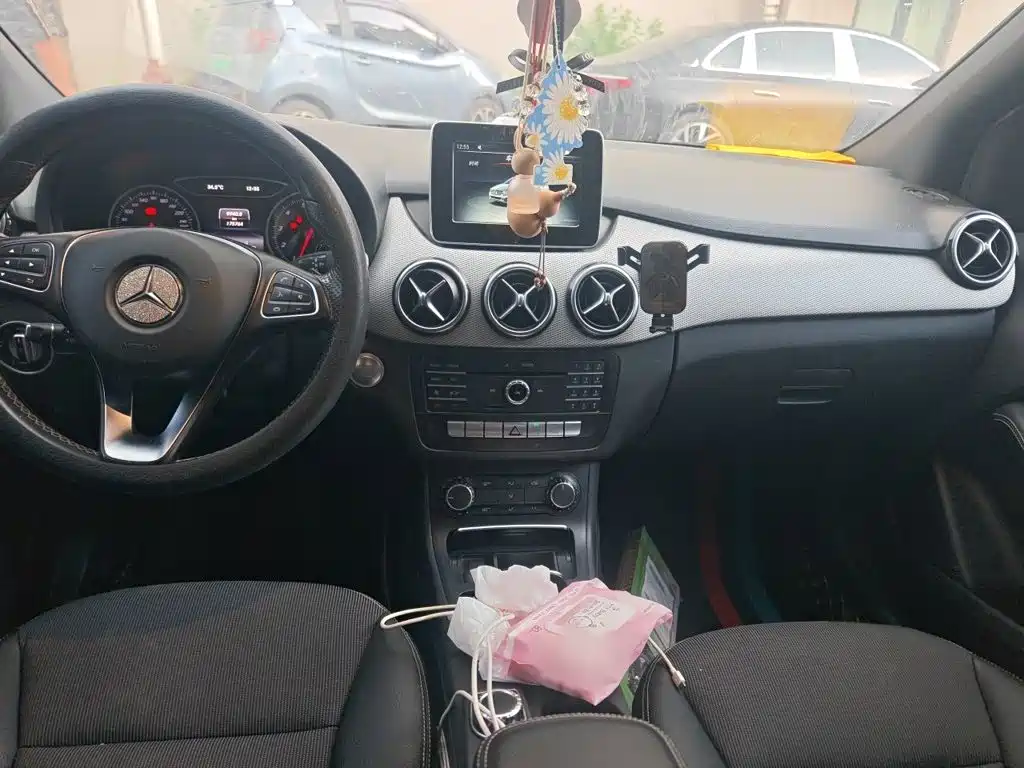 Mercedes-Benz B-Class 2015