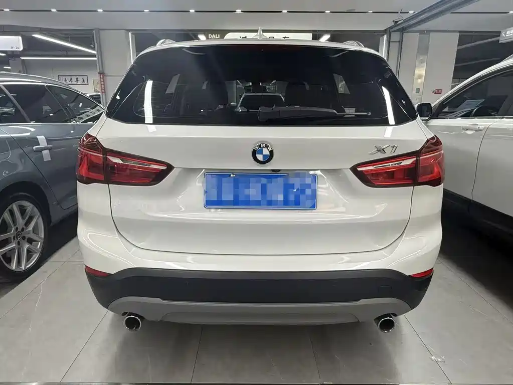 BMW X1 2017 — фото 12