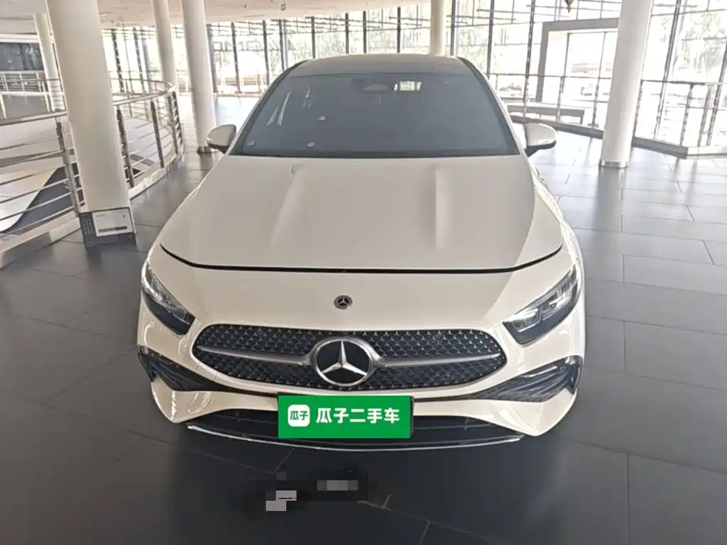 Mercedes-Benz A-Class 2025 — фото 3