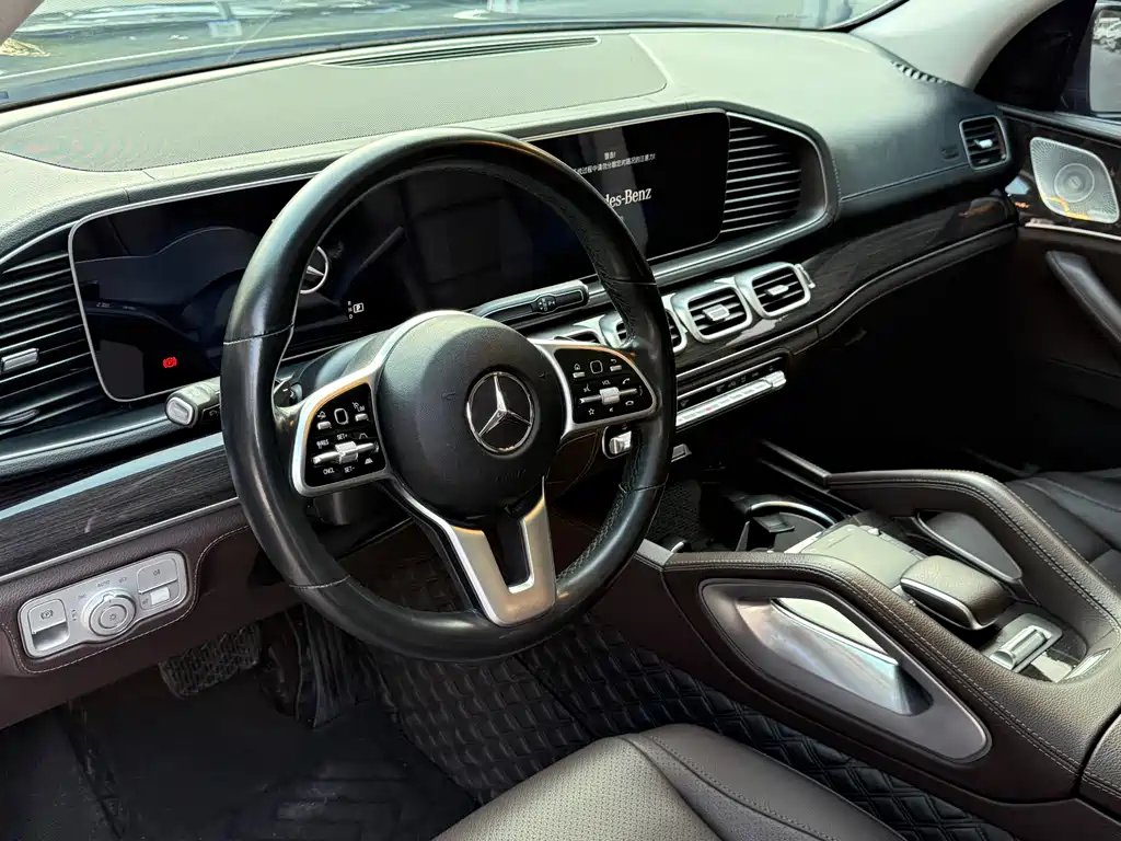 Mercedes-Benz GLS 2021