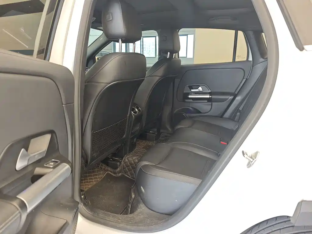 Mercedes-Benz GLA 2022 — фото 15