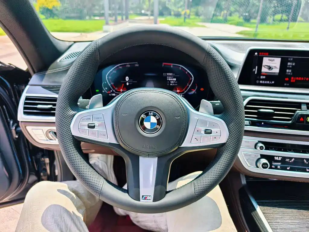 BMW 7 Series 2020 — фото 13
