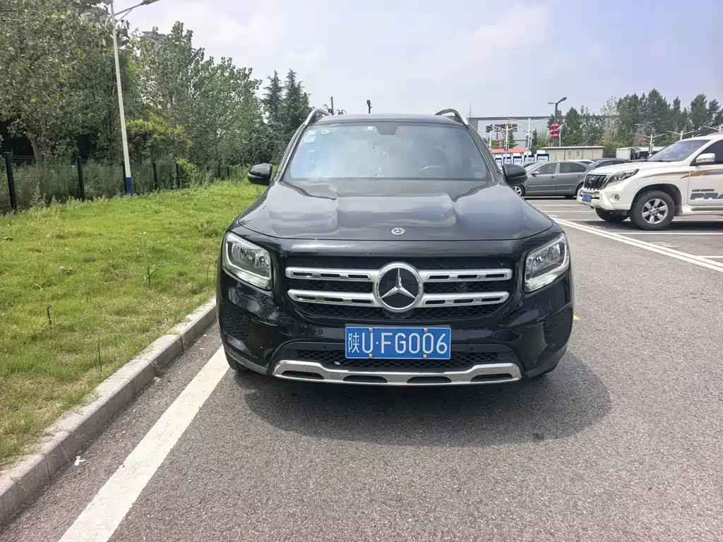Mercedes-Benz GLB 2020