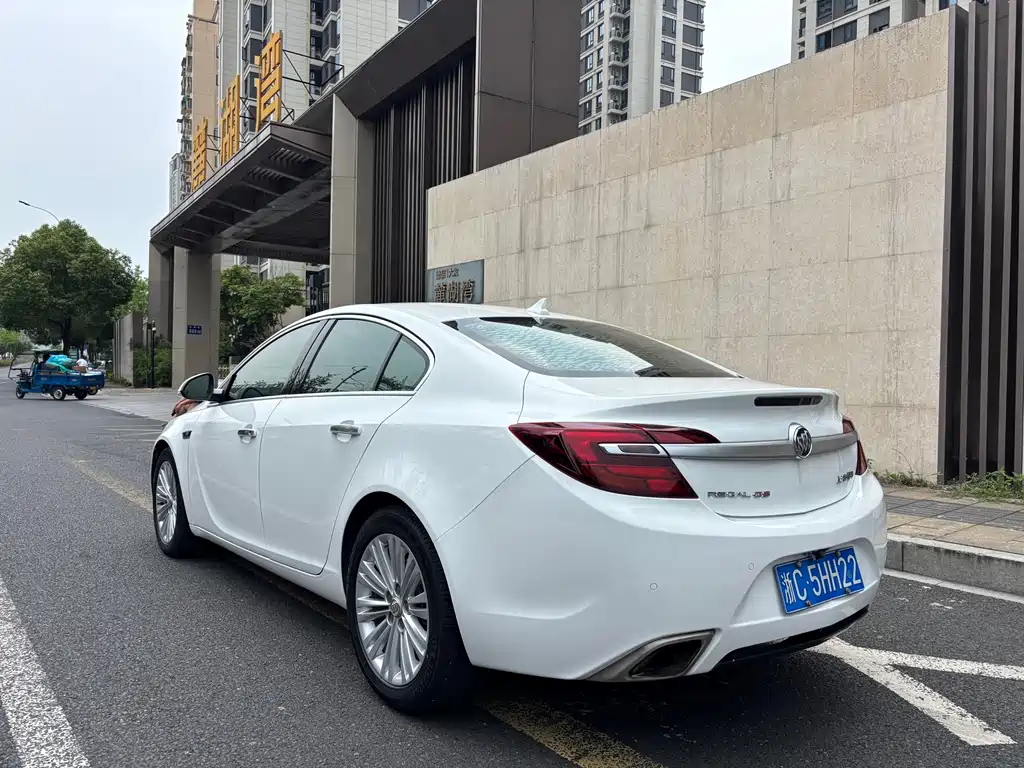 Buick Regal 2014 — фото 8