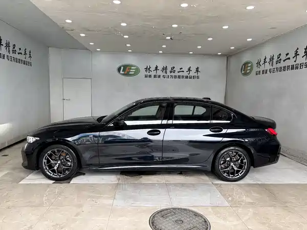 BMW 3 Series 2025