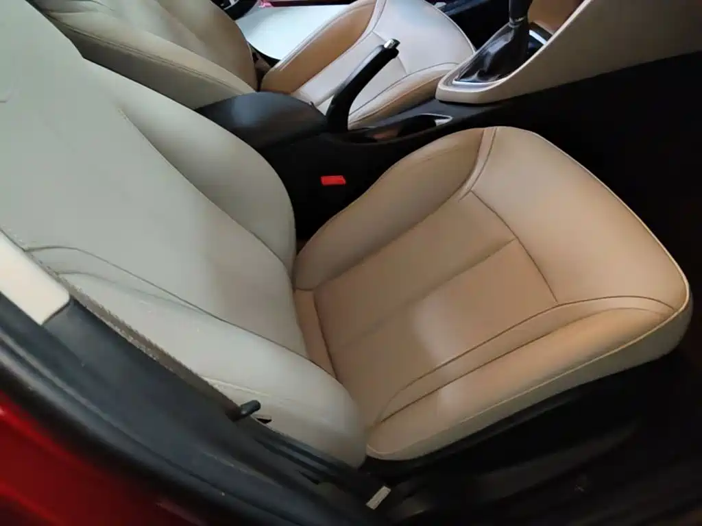 Buick Excelle GT 2020 — фото 25