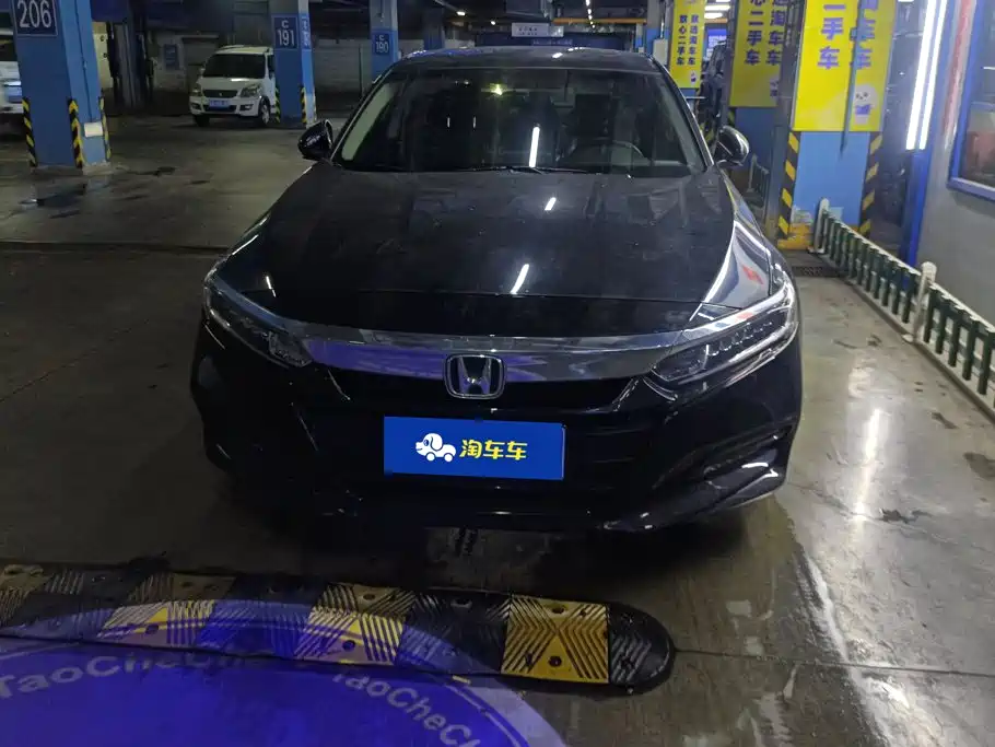 Honda Accord 2019 — фото 2