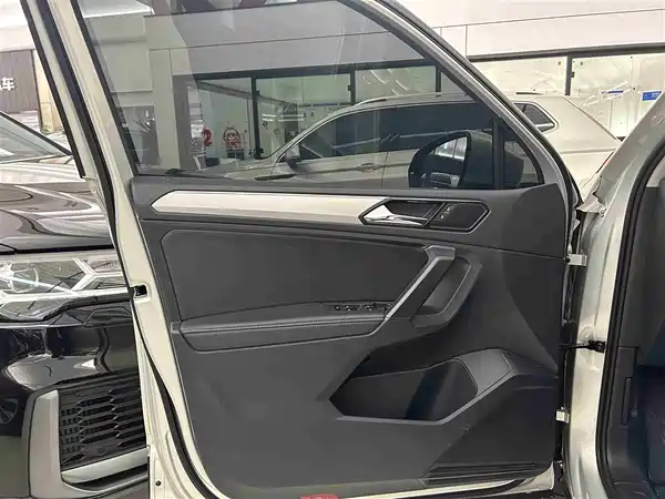 Volkswagen Tiguan L 2019