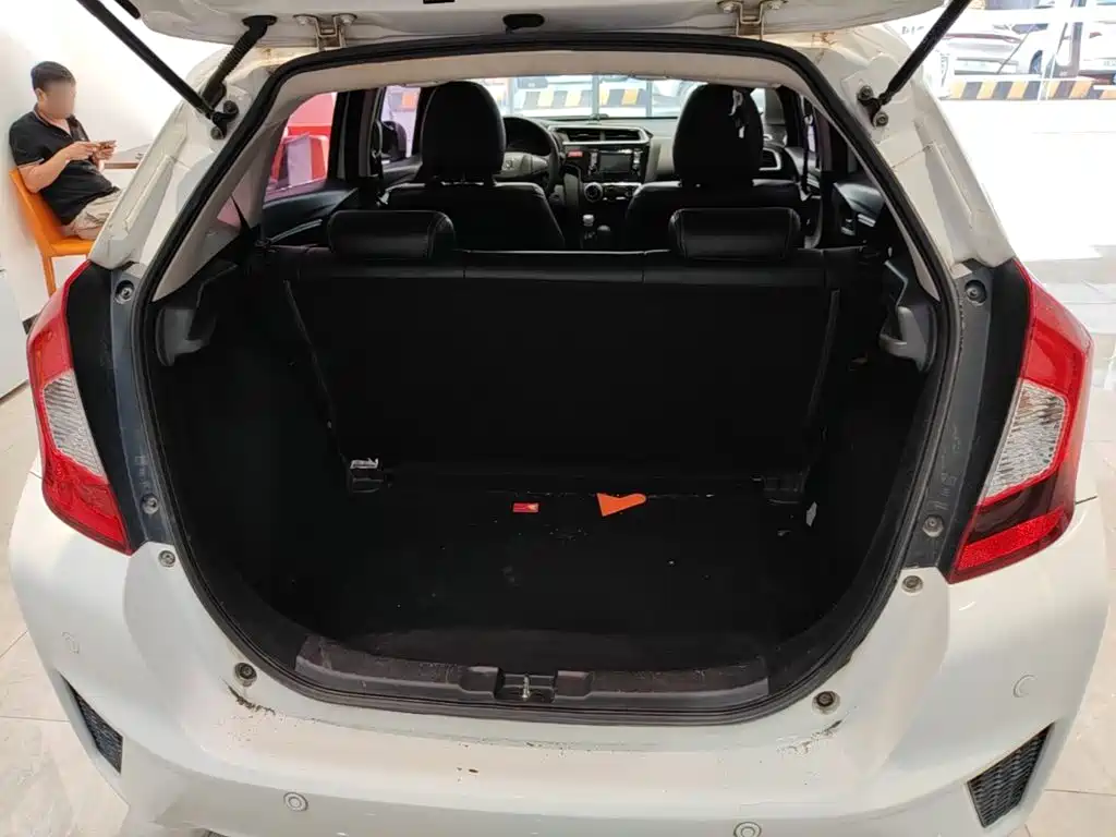 Honda Fit 2016 — фото 19
