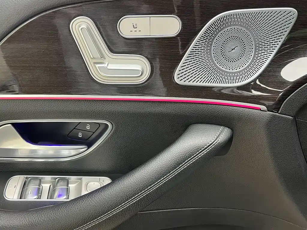 Mercedes-Benz GLE 2019 — фото 19