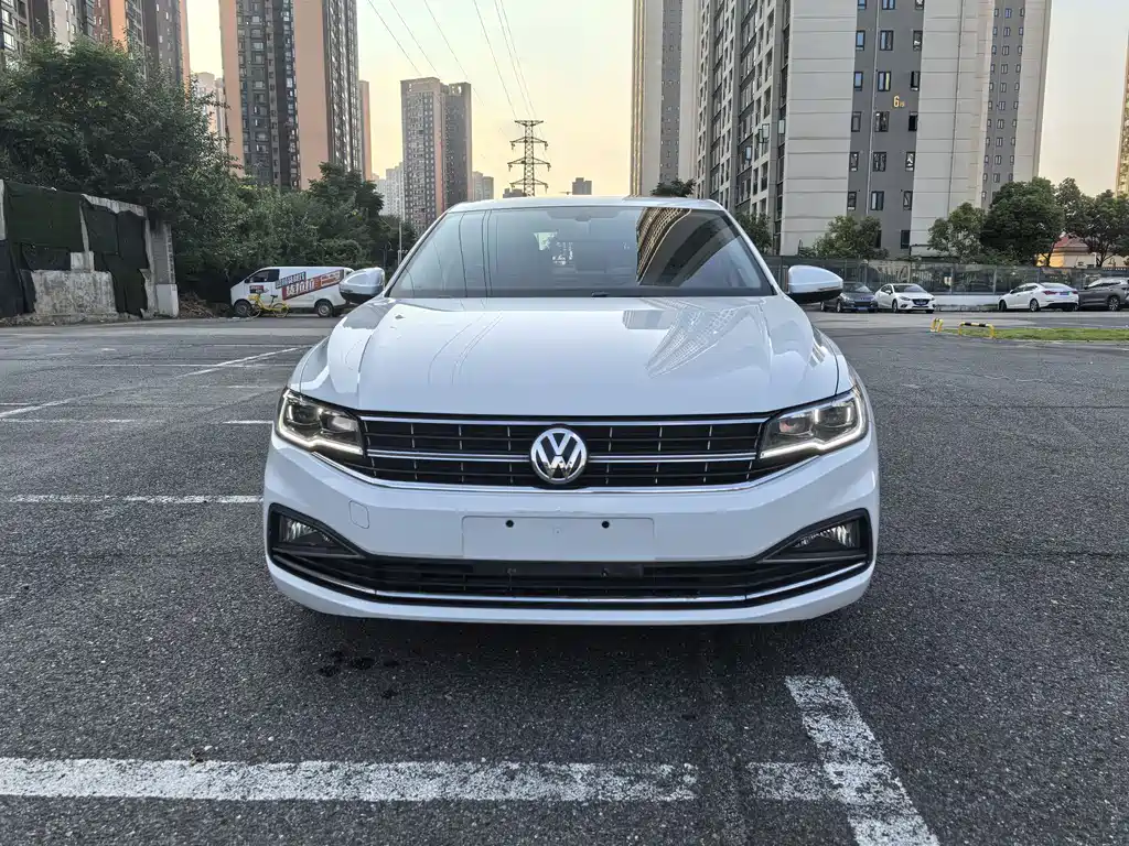 Volkswagen Bora 2021