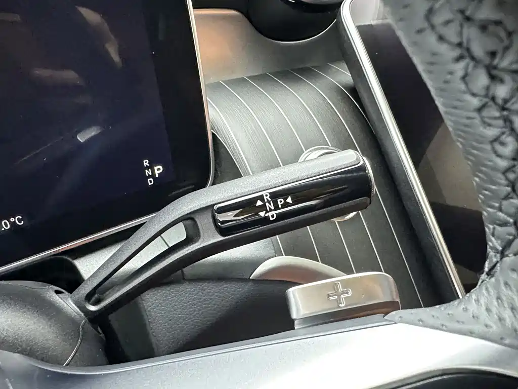 Mercedes-Benz GLC 2023 — фото 18