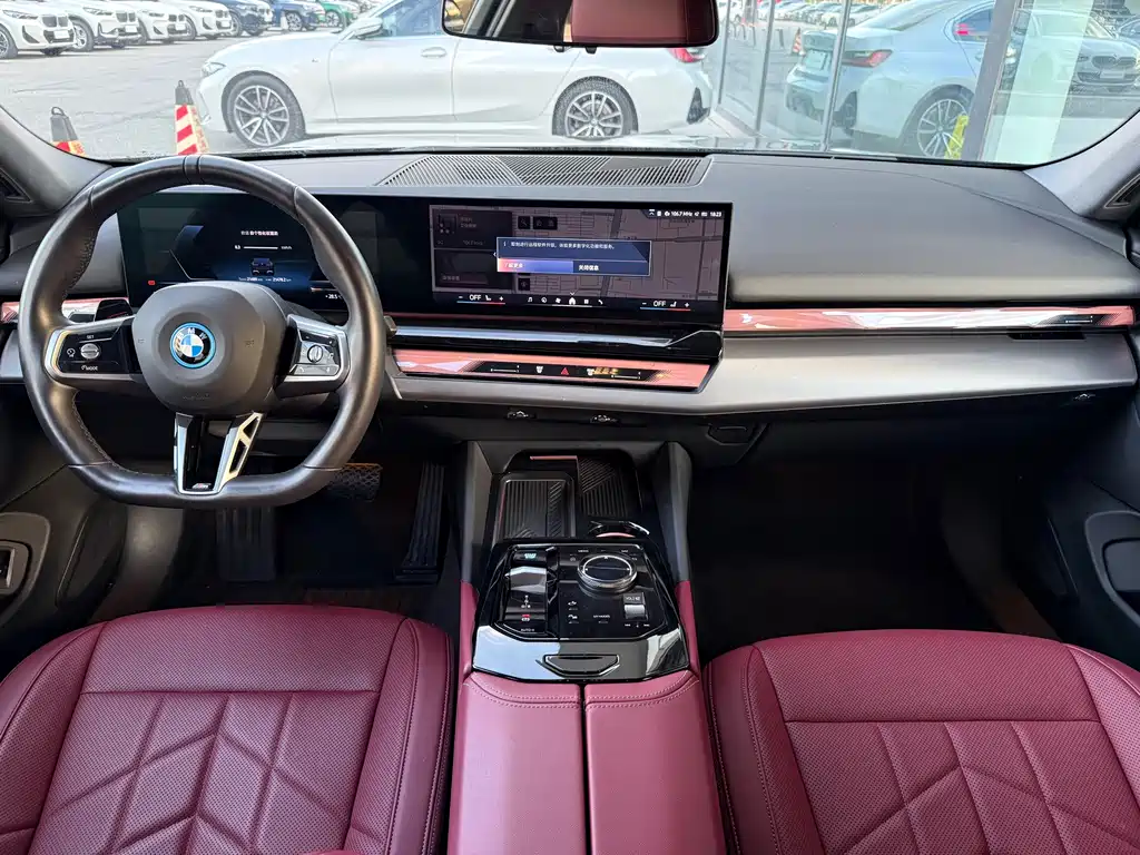BMW i5 2024 — фото 5