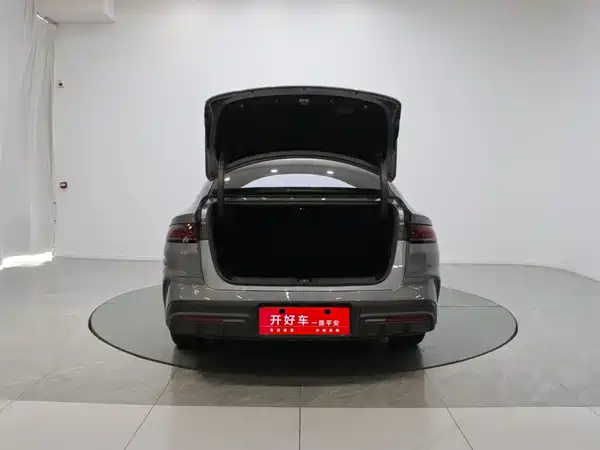 BYD Qin L 2024