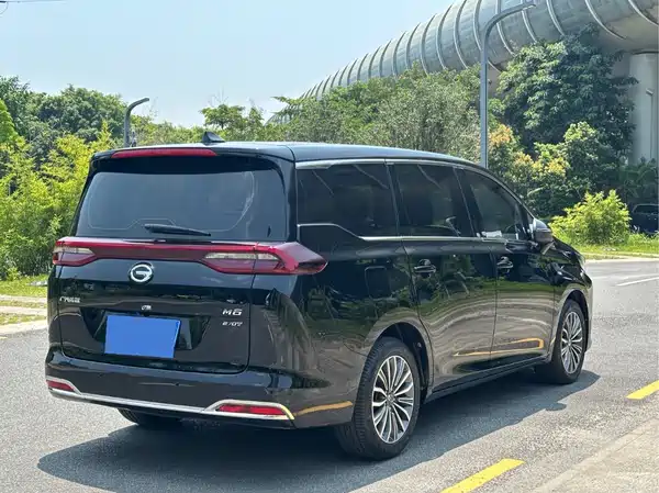 GAC Trumpchi M6 2021