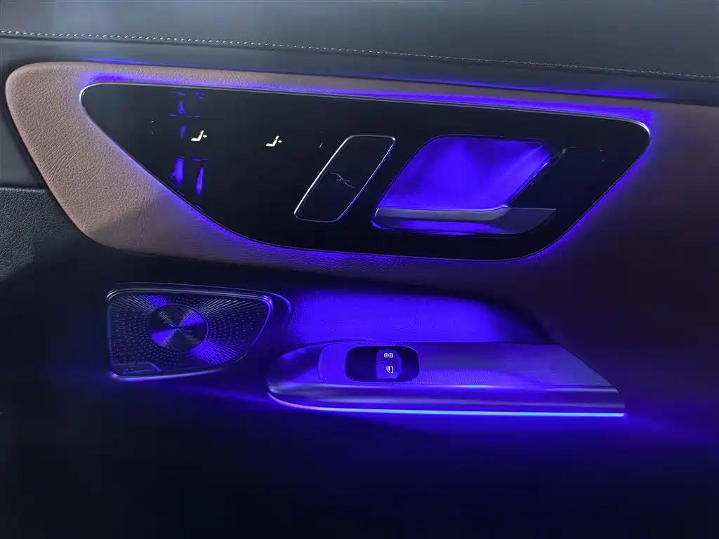 Mercedes-Benz GLC 2023 — фото 25