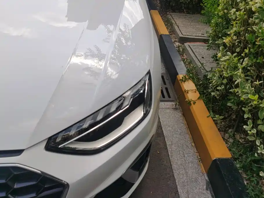 Audi A4L 2021