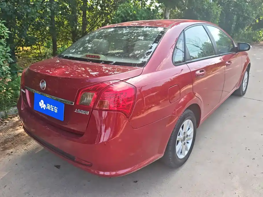 Buick Excelle 2012