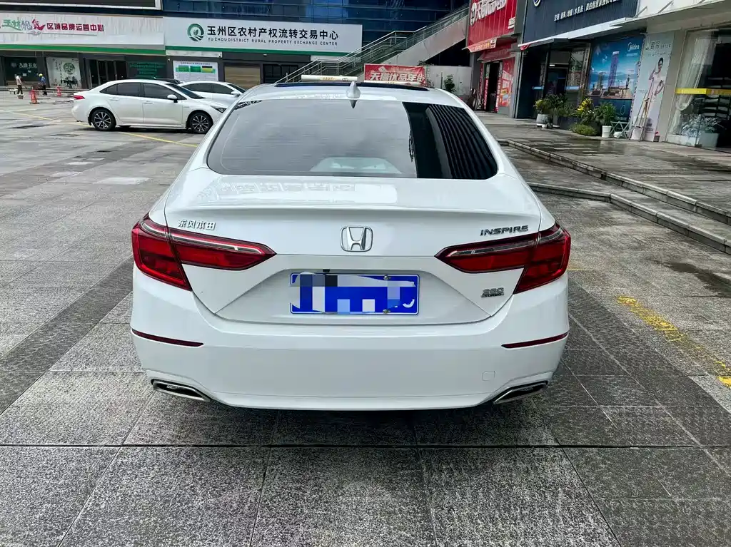 Honda Inspire 2021 — фото 5