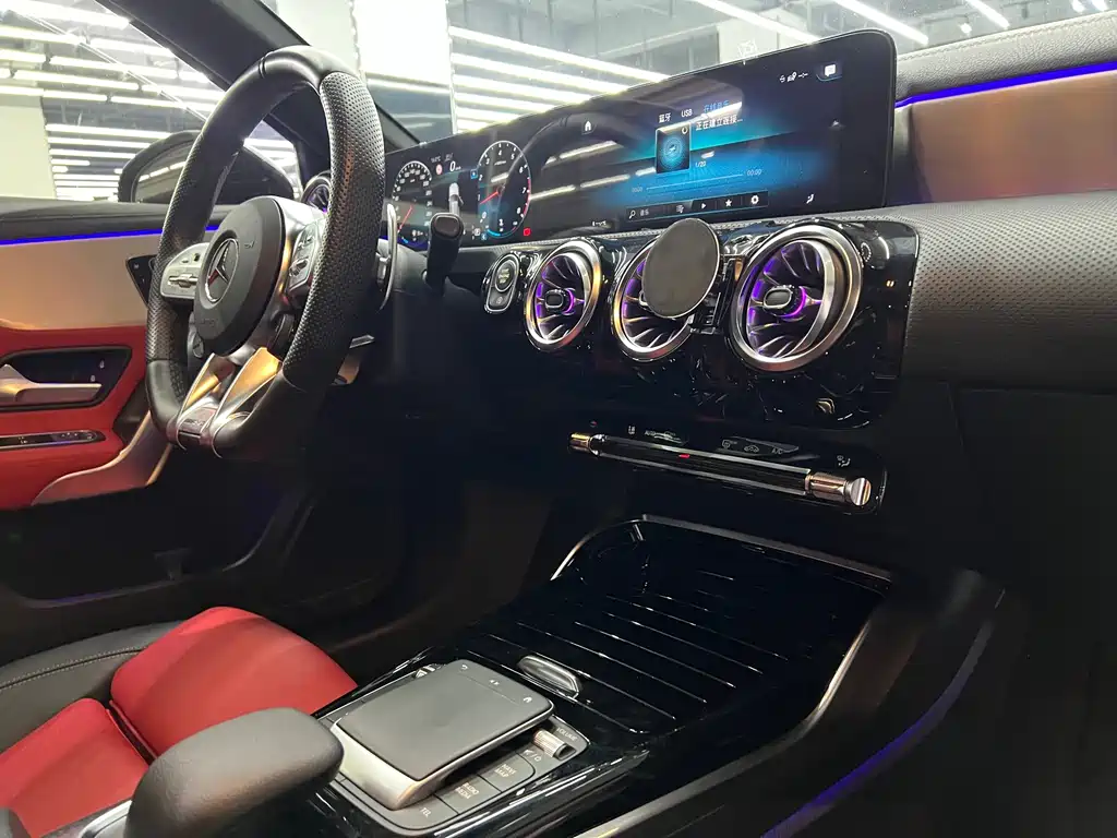 Mercedes-Benz A-Class AMG 2023 — фото 12