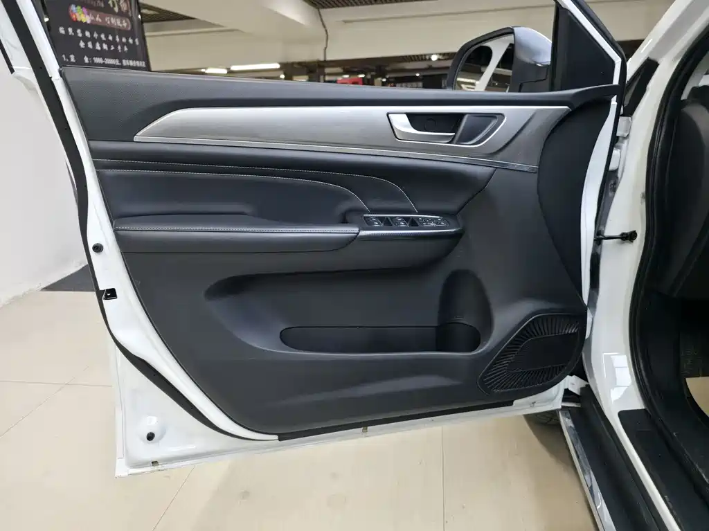 Haval M6 2023 — фото 14