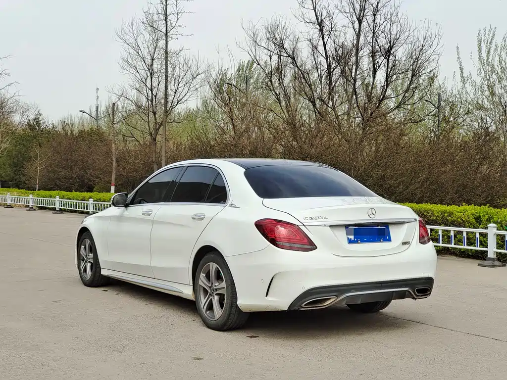 Mercedes-Benz C-Class 2020 — фото 14