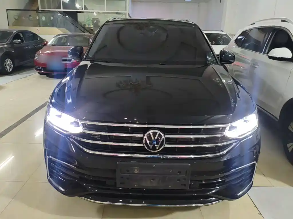 Volkswagen Tiguan L 2022 — фото 3