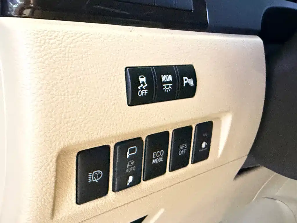 Toyota Alphard 2013 — фото 7