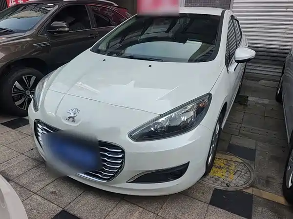 Peugeot 308 2016