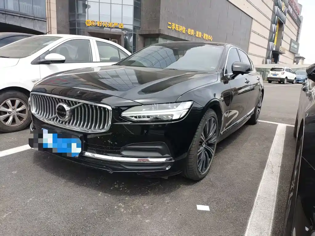 Volvo S90 2023 — фото 1