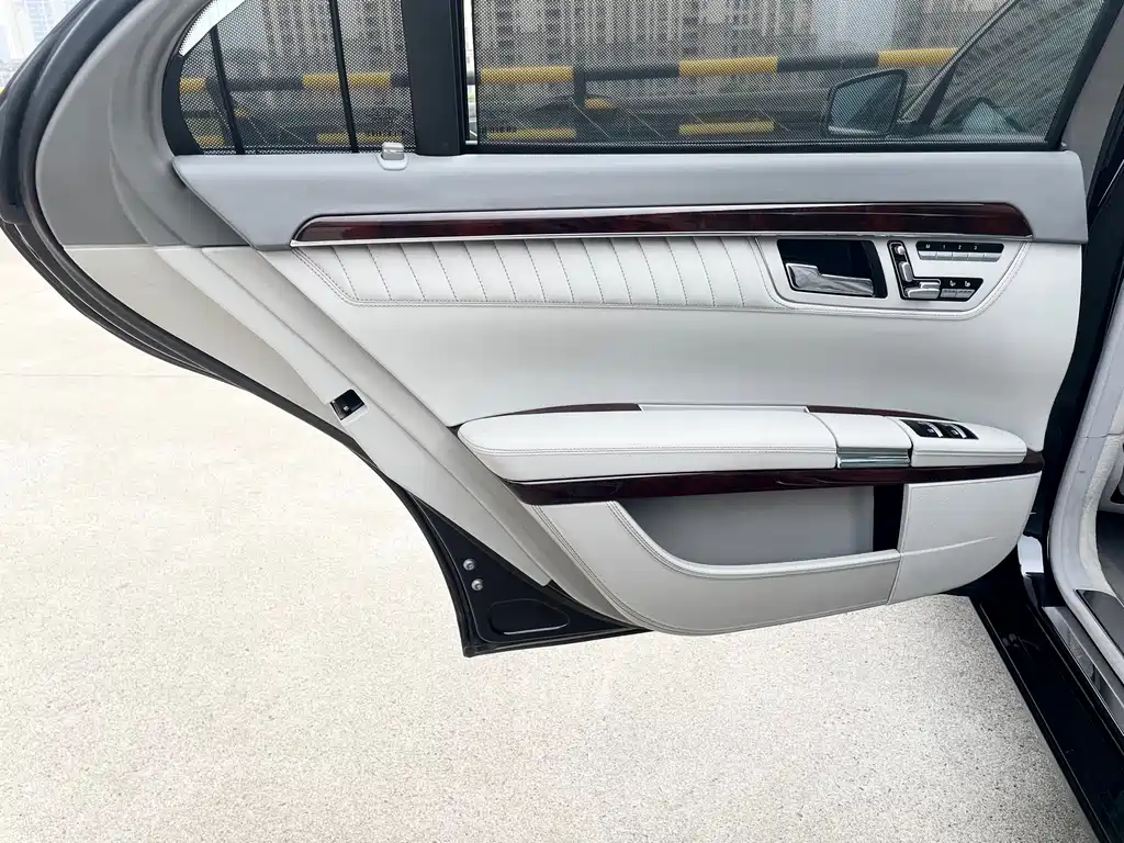 Mercedes-Benz S-Class 2012 — фото 14