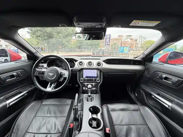 Ford Mustang 2021