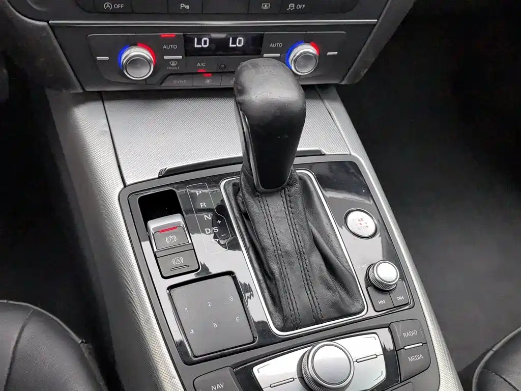 Audi A6L 2016 — фото 13