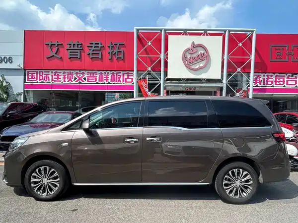 Buick GL8 2022