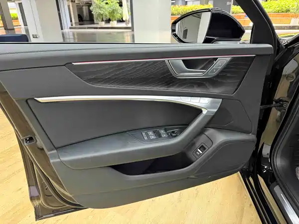 Audi A6L 2024