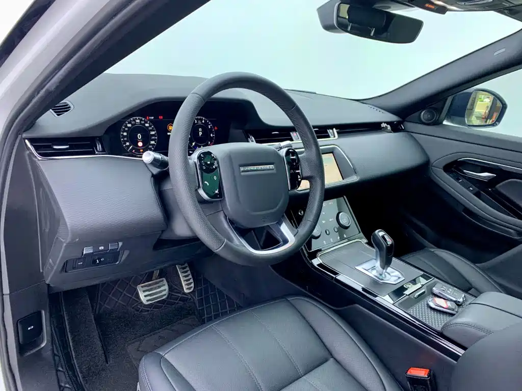 Land Rover Range Rover Evoque 2021 — фото 16