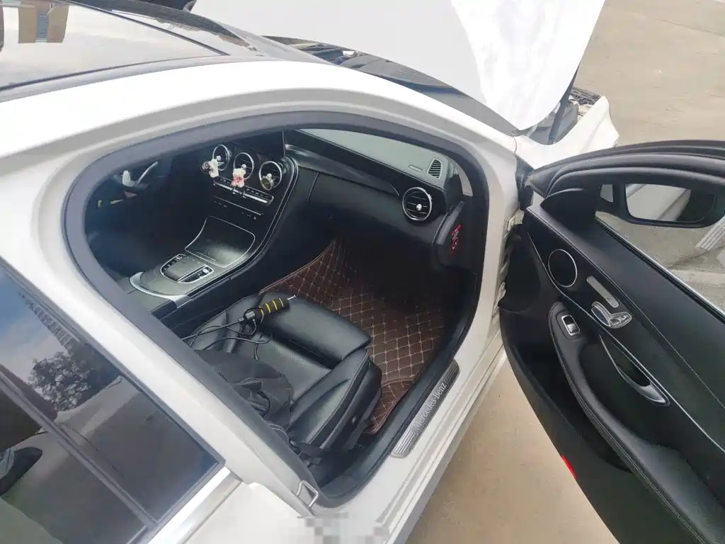 Mercedes-Benz C-Class 2020 — фото 19