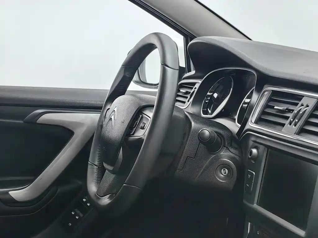 Citroën C3-XR 2015 — фото 22