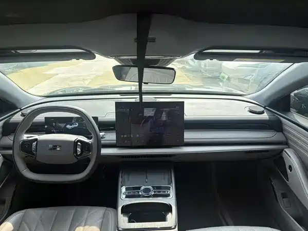 Geely Galaxy Starshine 8 2025
