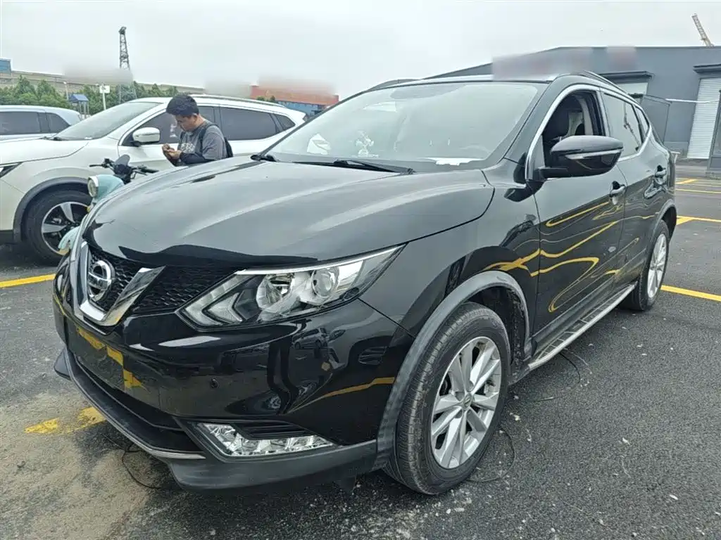 Nissan Qashqai 2018 — фото 2