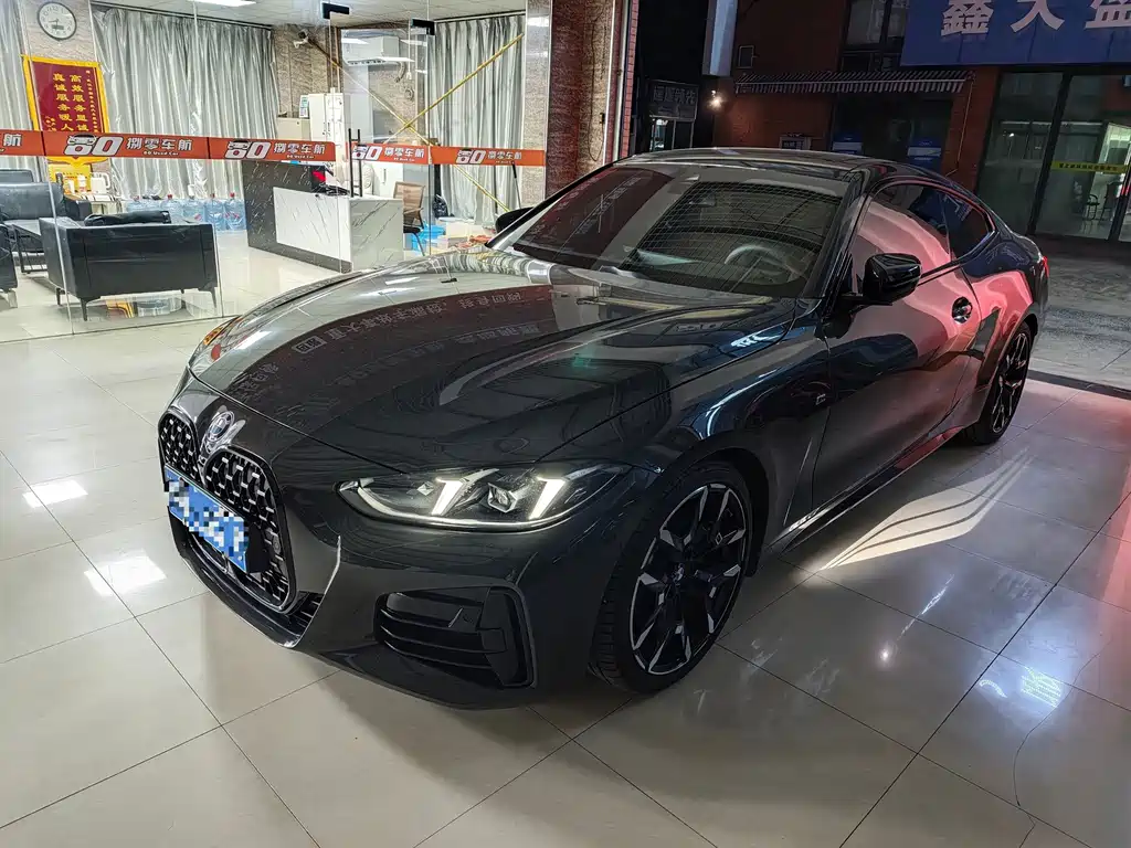 BMW 4 Series 2025 — фото 1