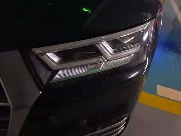 Audi Q5L 2019