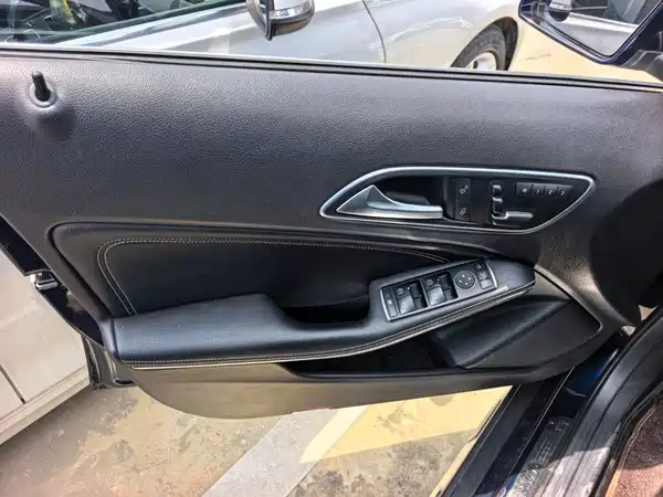 Mercedes-Benz GLA 2015