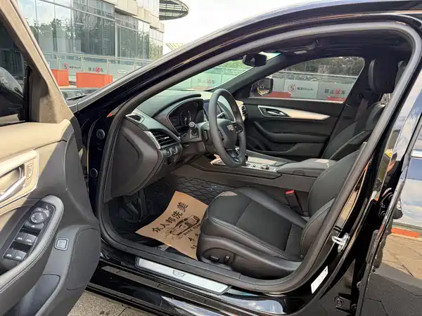 Cadillac CT5 2022