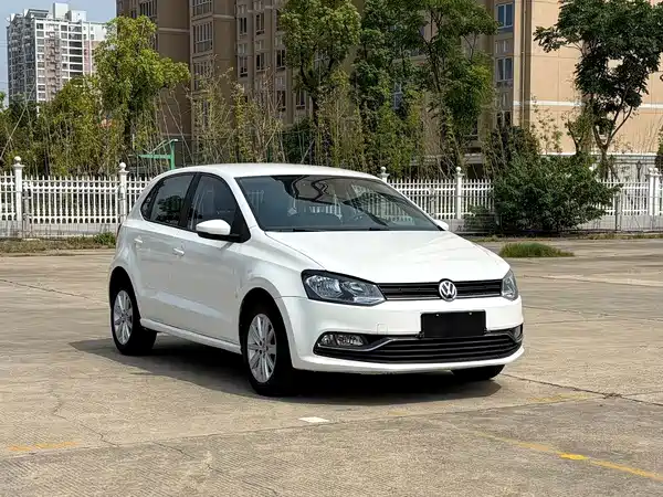 Volkswagen Polo 2015