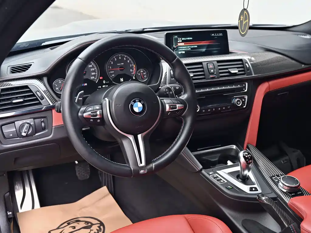 BMW M4 2017 — фото 9