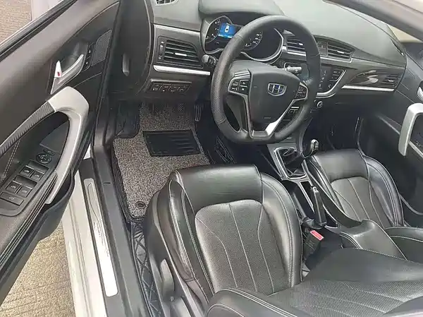Geely Emgrand 2017