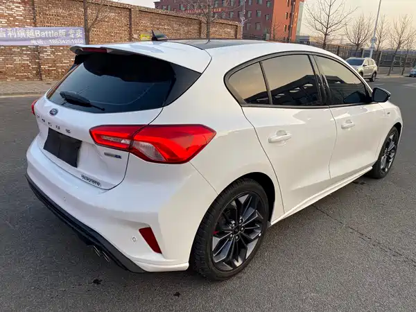 Ford Focus 2022