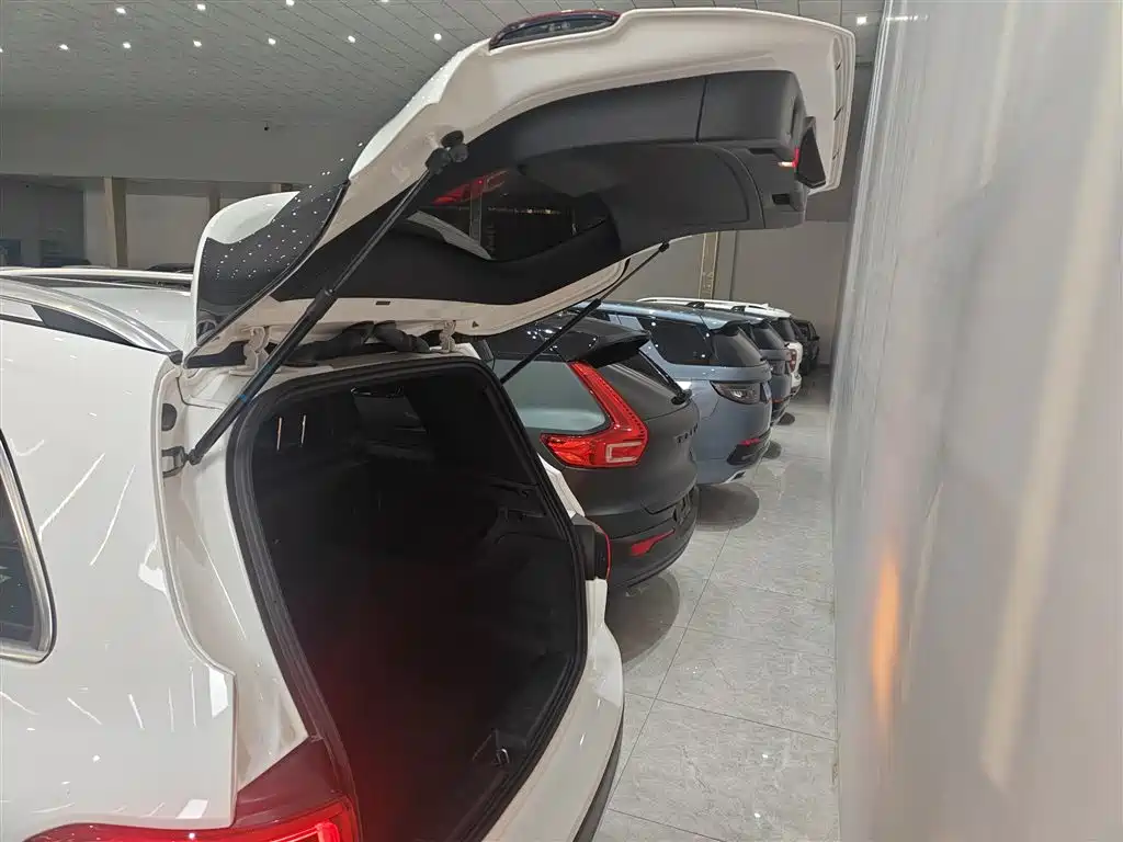 Mercedes-Benz GLB 2023 — фото 16