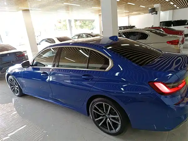 BMW 3 Series 2020